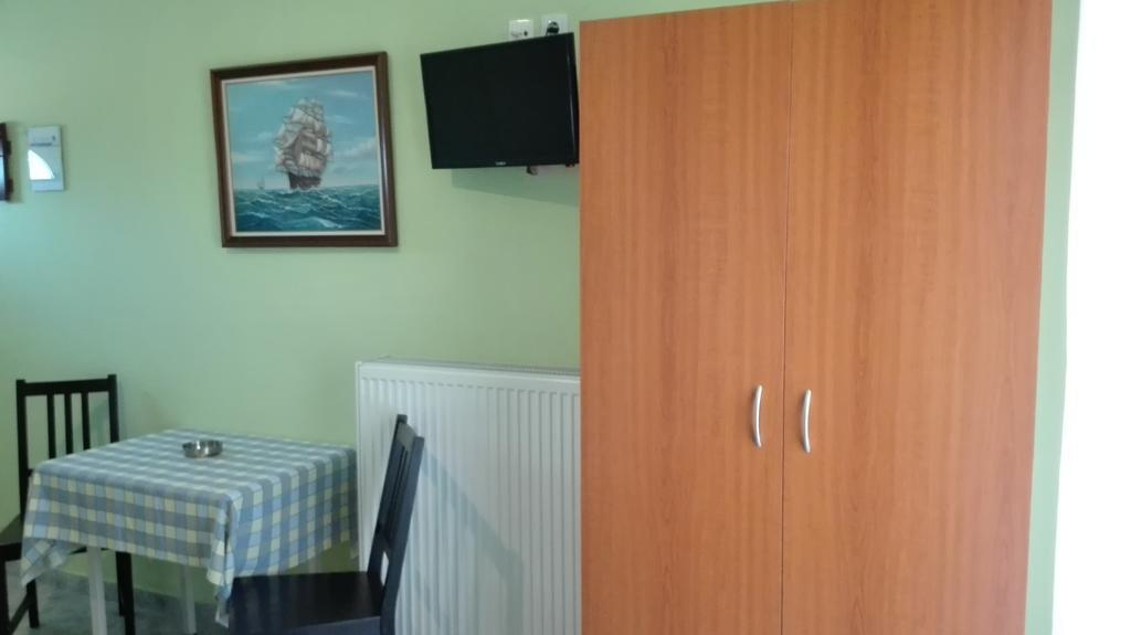 Loutra Volvis Familia Hotel מראה חיצוני תמונה